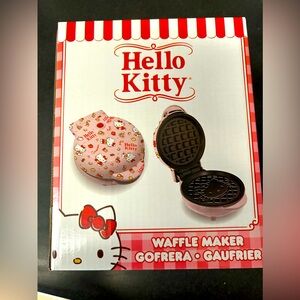 Hello Kitty Waffle Maker, Brand NEW in box